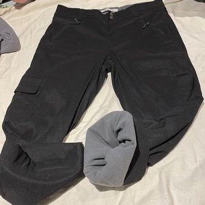 Fleece lined, cargo pant
